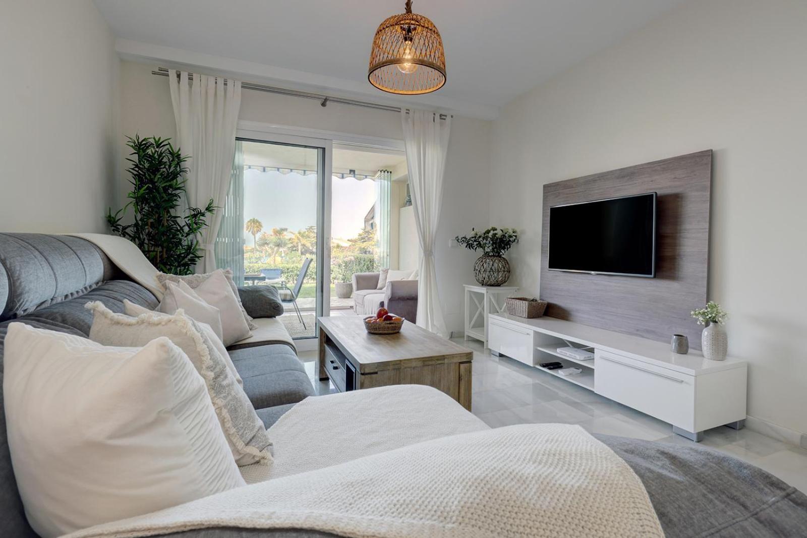 La Cala Gorgeous 2 Bedroom Apartment With Stunning Gardens, Pools And Sea Views El Faro Dış mekan fotoğraf